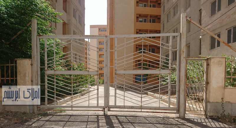آپارتمان پارس ماهان ۲ ۸۳ متری فروشی – دژ نیارش ۲